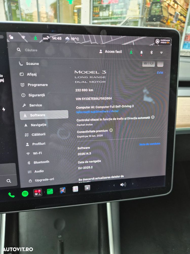 Tesla Model 3 - 6