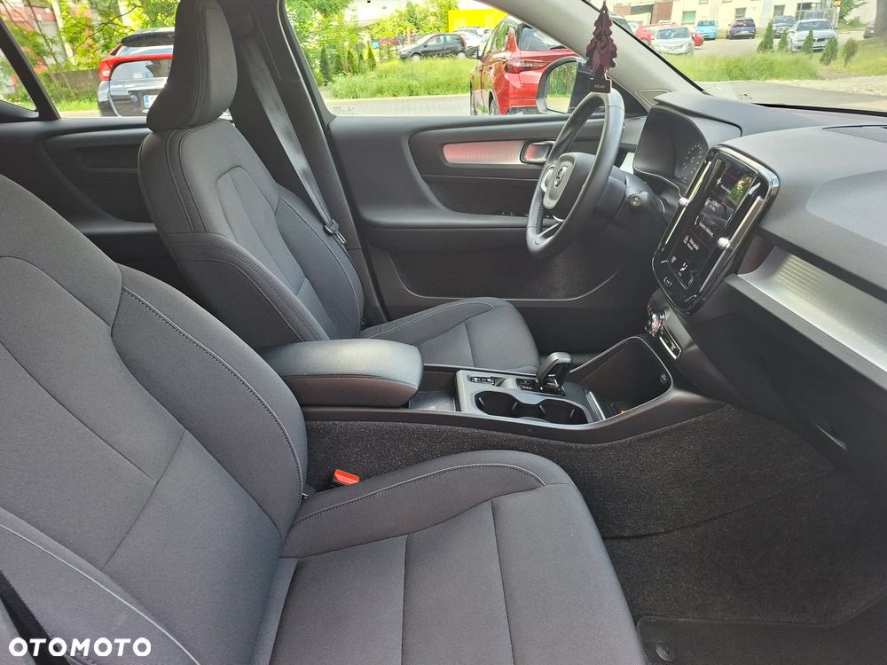 Volvo XC 40 - 22