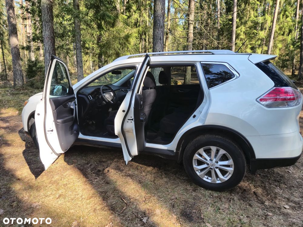 Nissan Rogue - 4