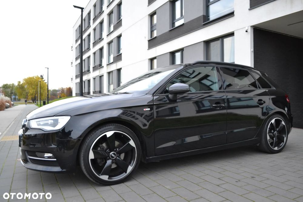 Audi A3 Sportback 1.4 TFSI S tronic S line Sportpaket - 3
