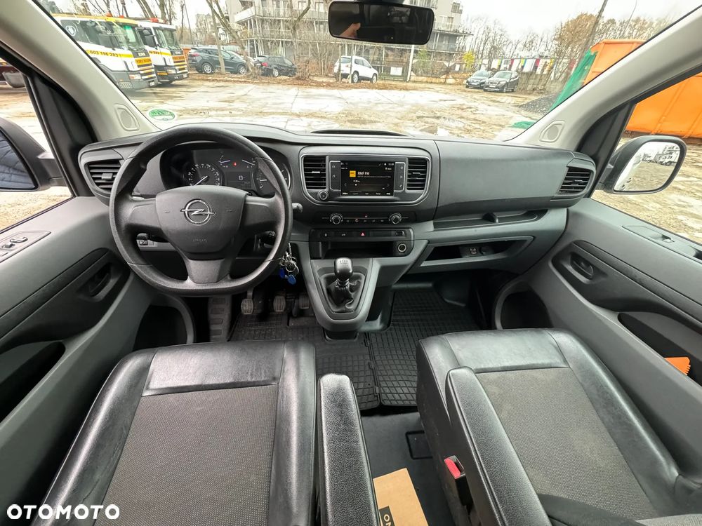 Opel Vivaro - 12
