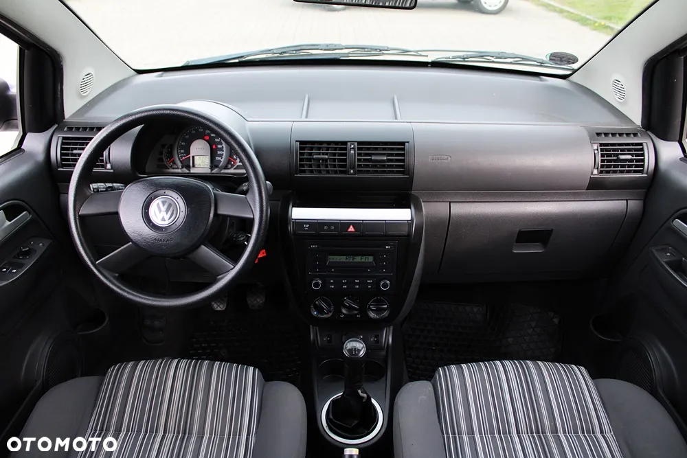 Volkswagen Fox - 17