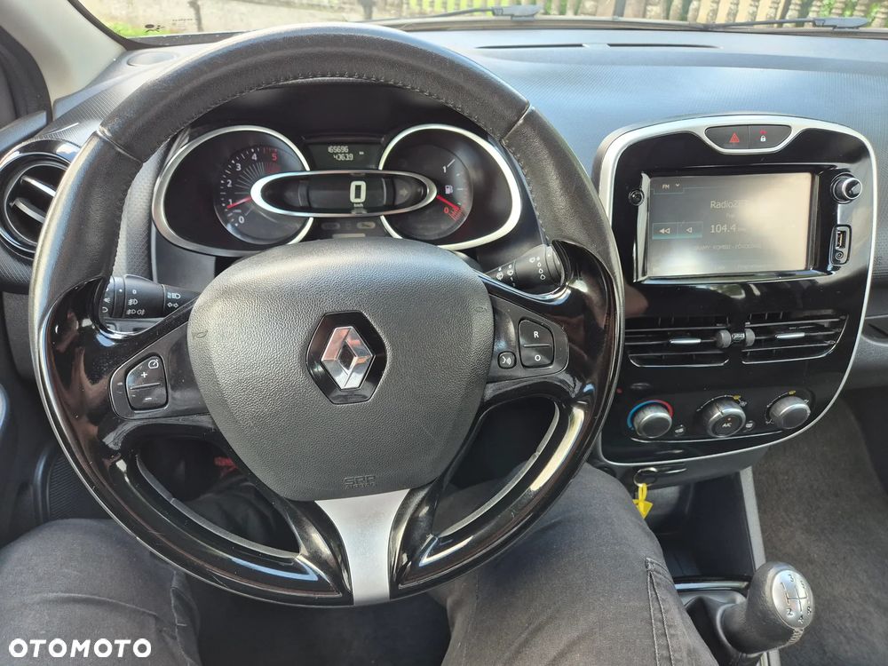 Renault Clio dCi 90 Dynamique - 8