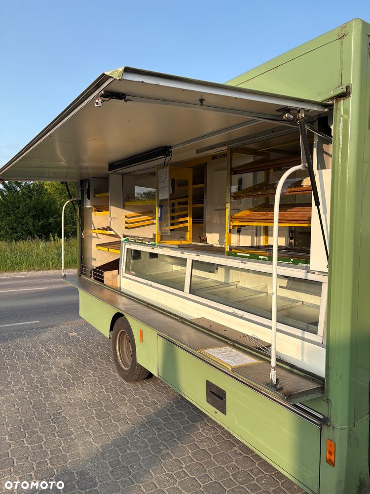 Mercedes-Benz Sprinter 616 CDI FOOD TRUCK 2,7 CDI - 12