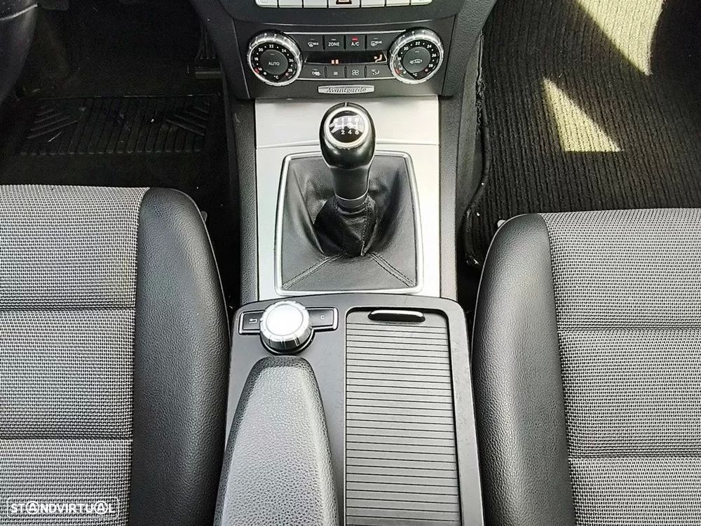 Mercedes-Benz C 200 CDi Avantgarde BlueEfficiency - 19