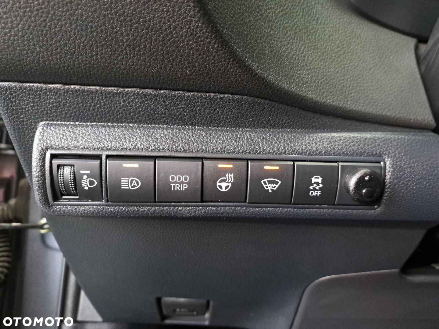 Toyota Corolla - 27
