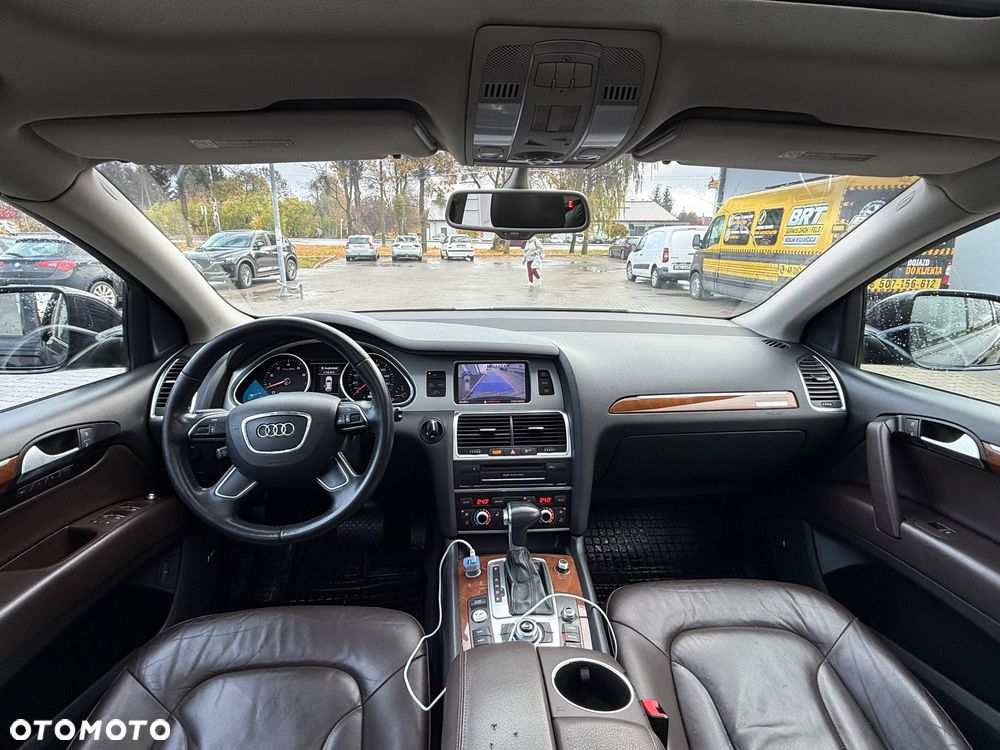 Audi Q7 3.0 TFSI Quattro Tiptr - 9