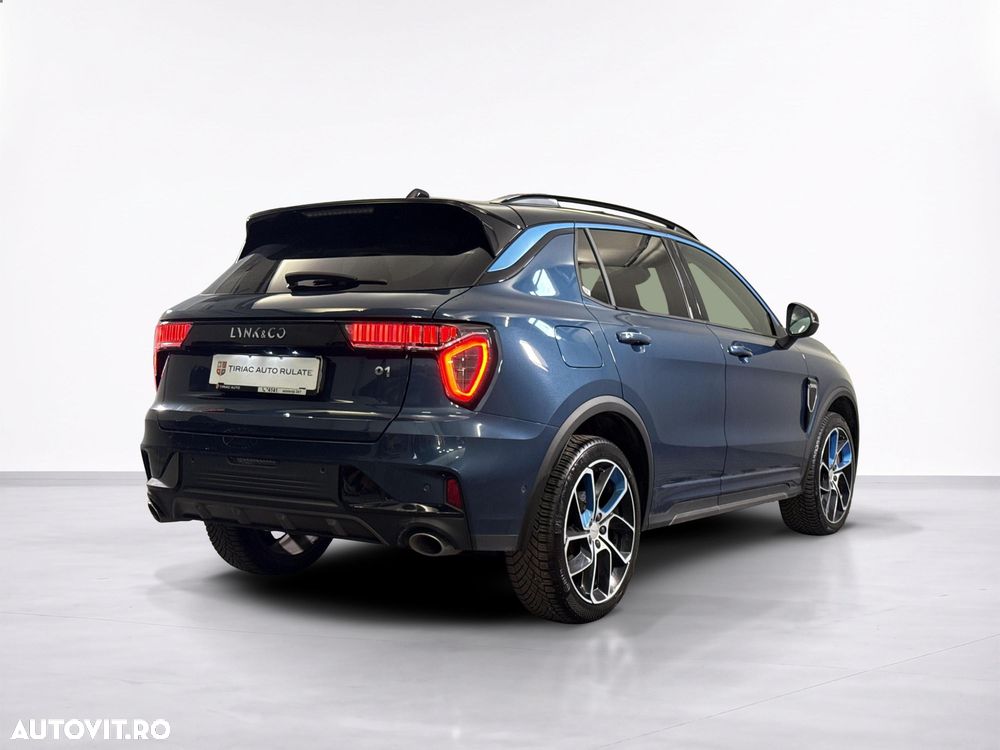 Lynk&Co 01 - 6