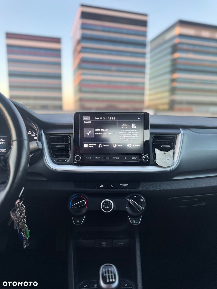 Kia Stonic 1.0 T-GDI L - 8