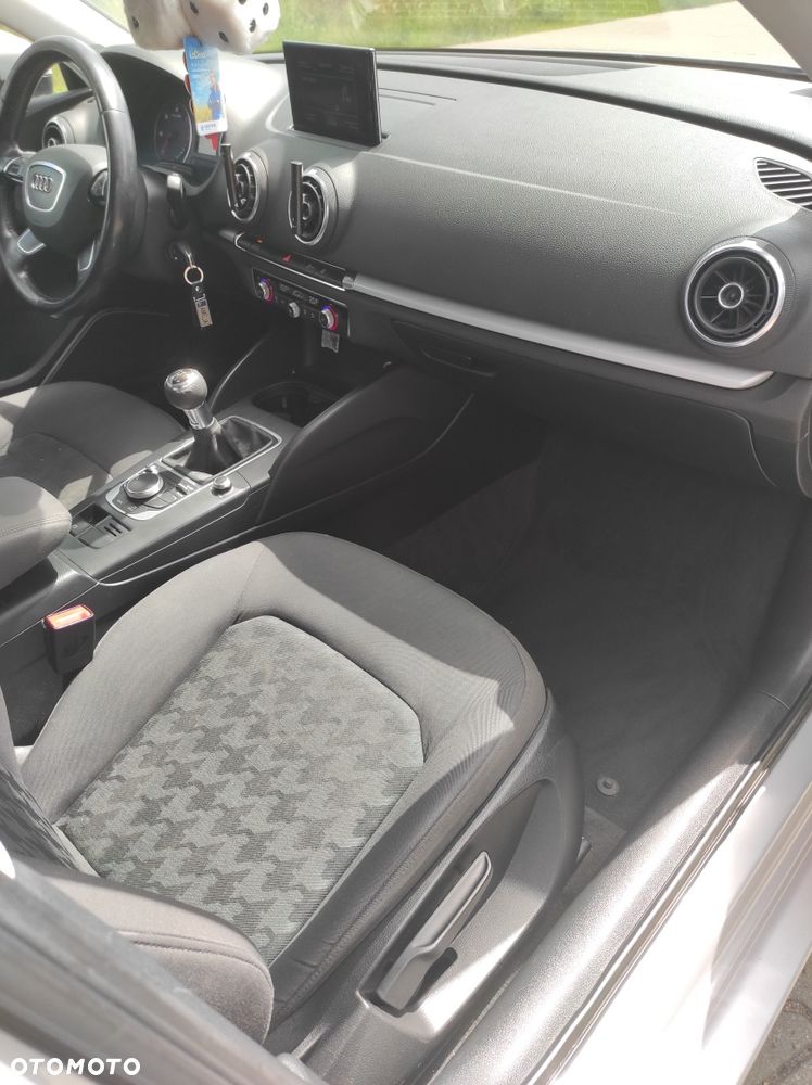 Audi A3 Sportback - 7