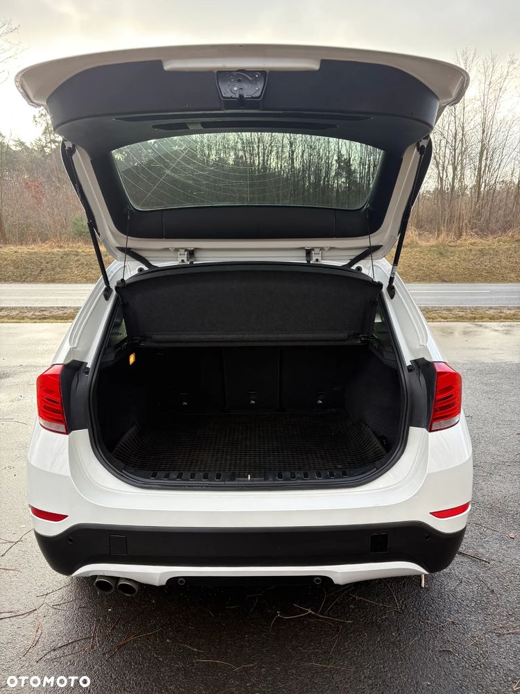 BMW X1 xDrive28i Sport Line - 11