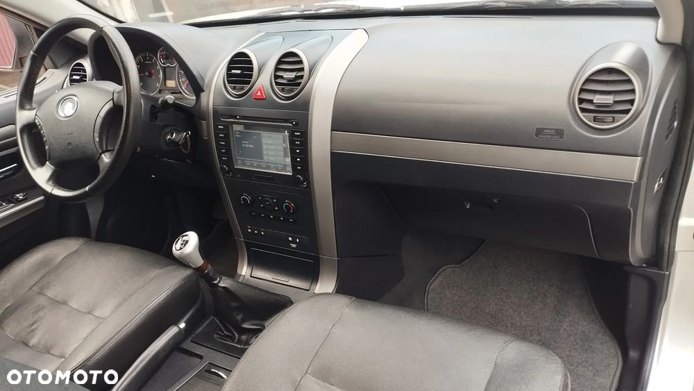Mitsubishi Outlander 2.4 4WD Inform - 18