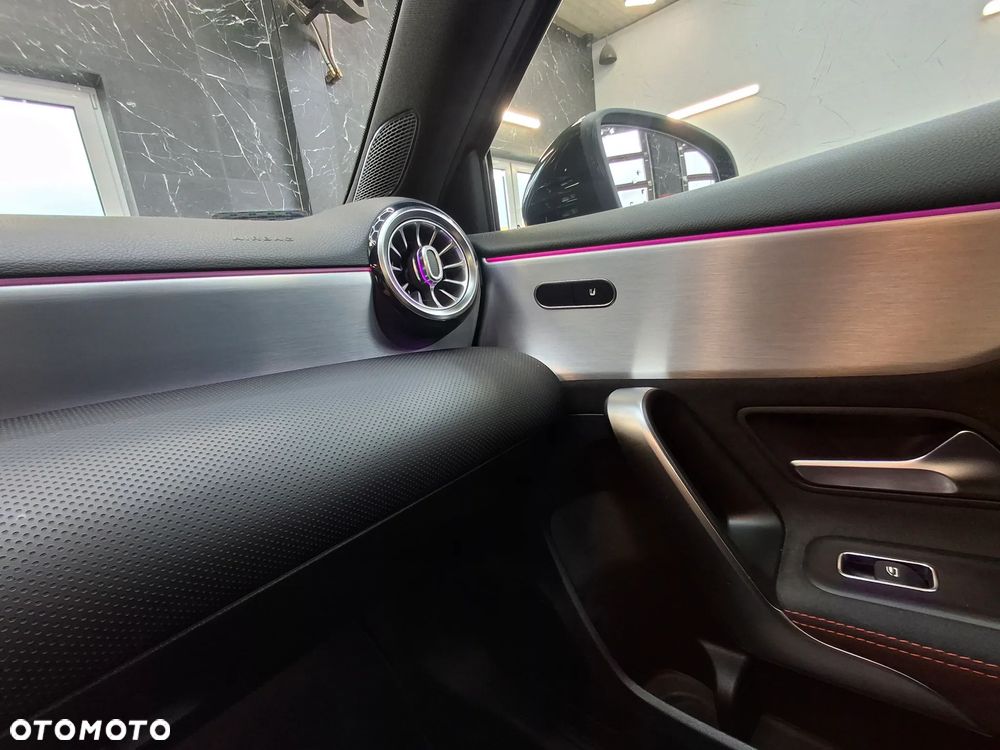 Mercedes-Benz Klasa A 35 AMG 4-Matic Edition 1 7G-DCT - 31