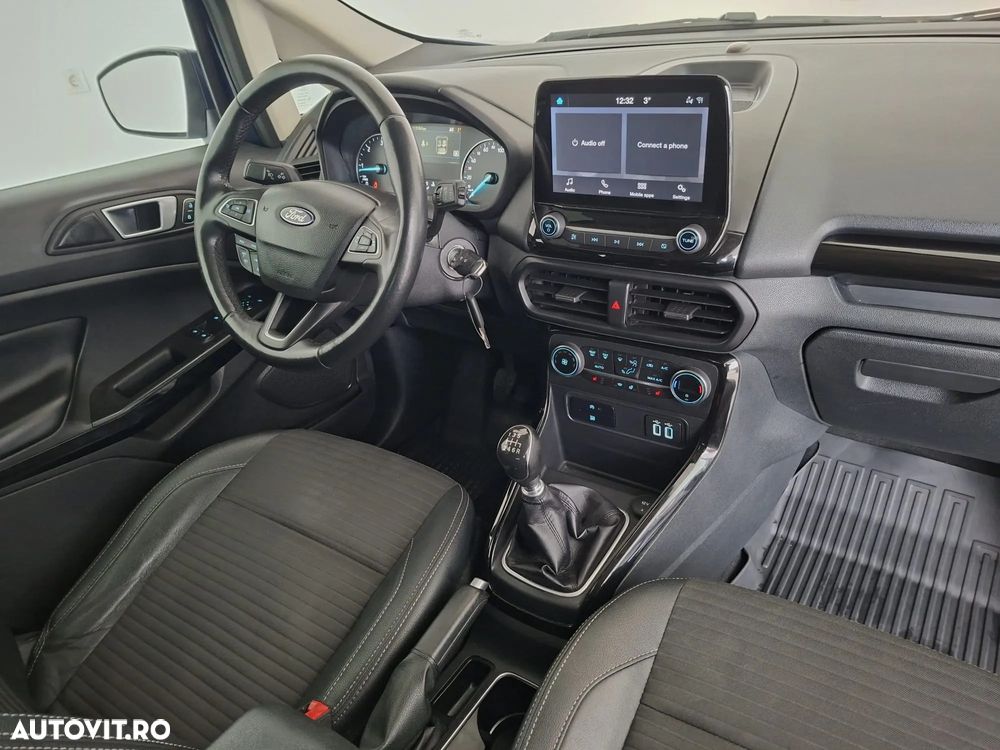 Ford EcoSport 1.5 TDCi Titanium - 12