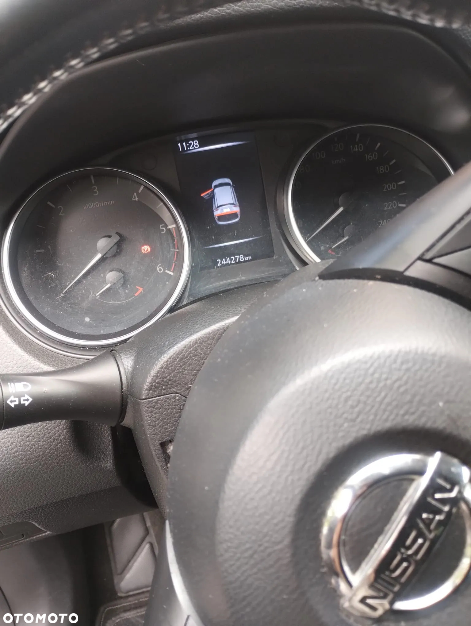 Nissan Qashqai 1.5 dCi N-Connecta - 13