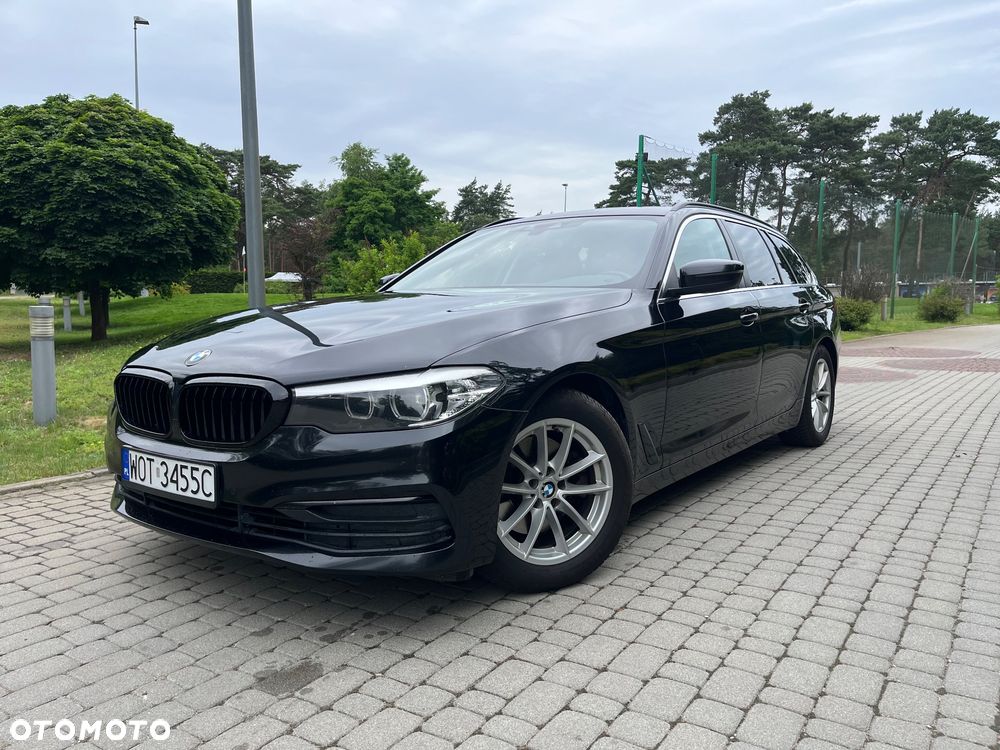 BMW Seria 5 518d - 13