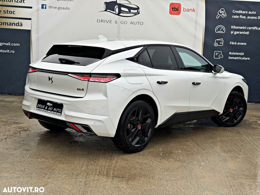 DS Automobiles DS 4 1.2 PureTech 130 S&S EAT8 PERFORMANCE LINE + - 5