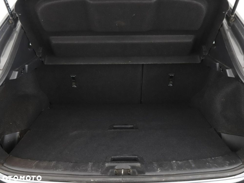 Nissan Qashqai 1.6 DCi N-Connecta - 21
