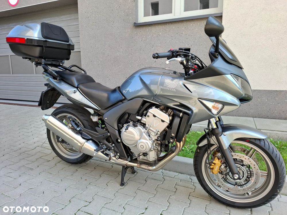 Honda CBF - 4