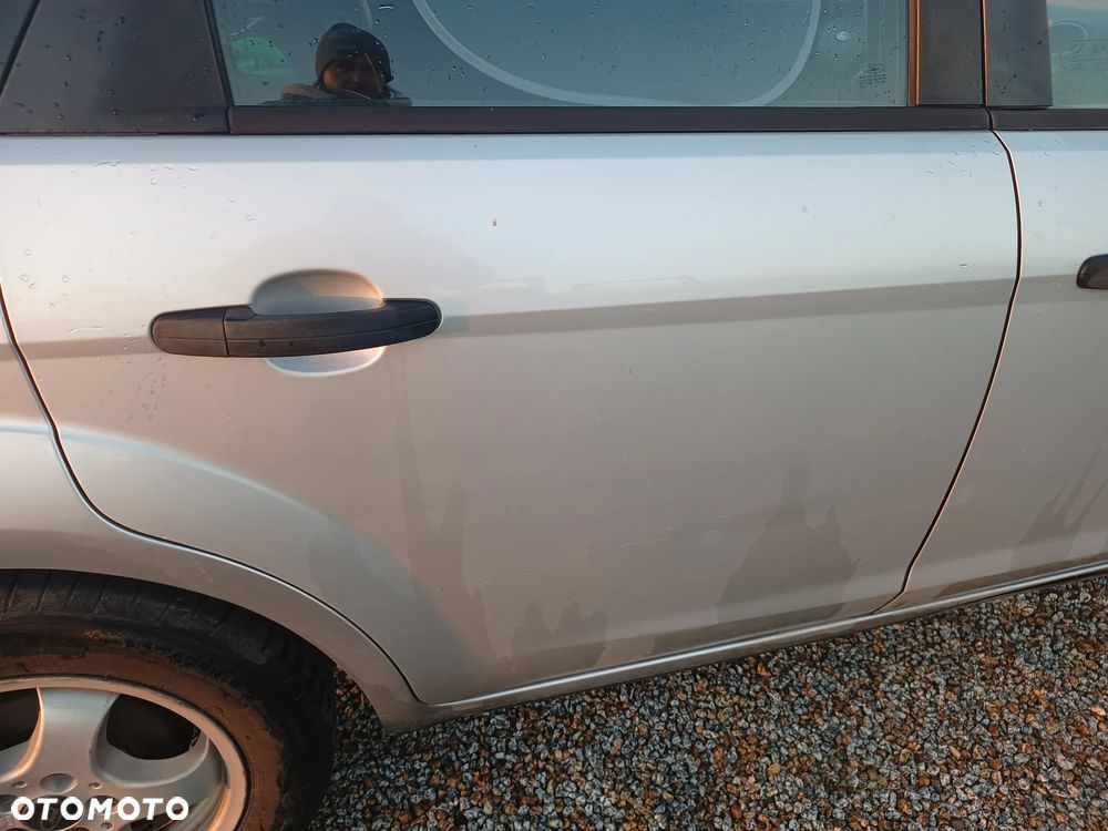 Ford Focus 1.6 TDCi Ambiente - 3