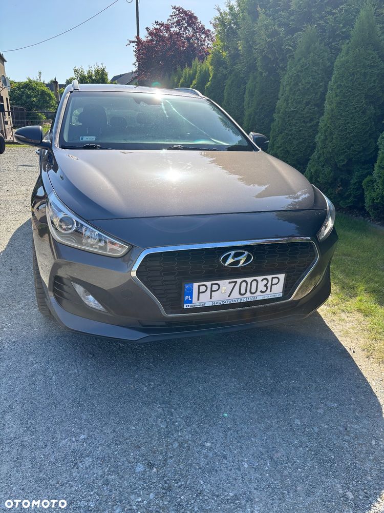 Hyundai i30 1.6 D Classic + - 3