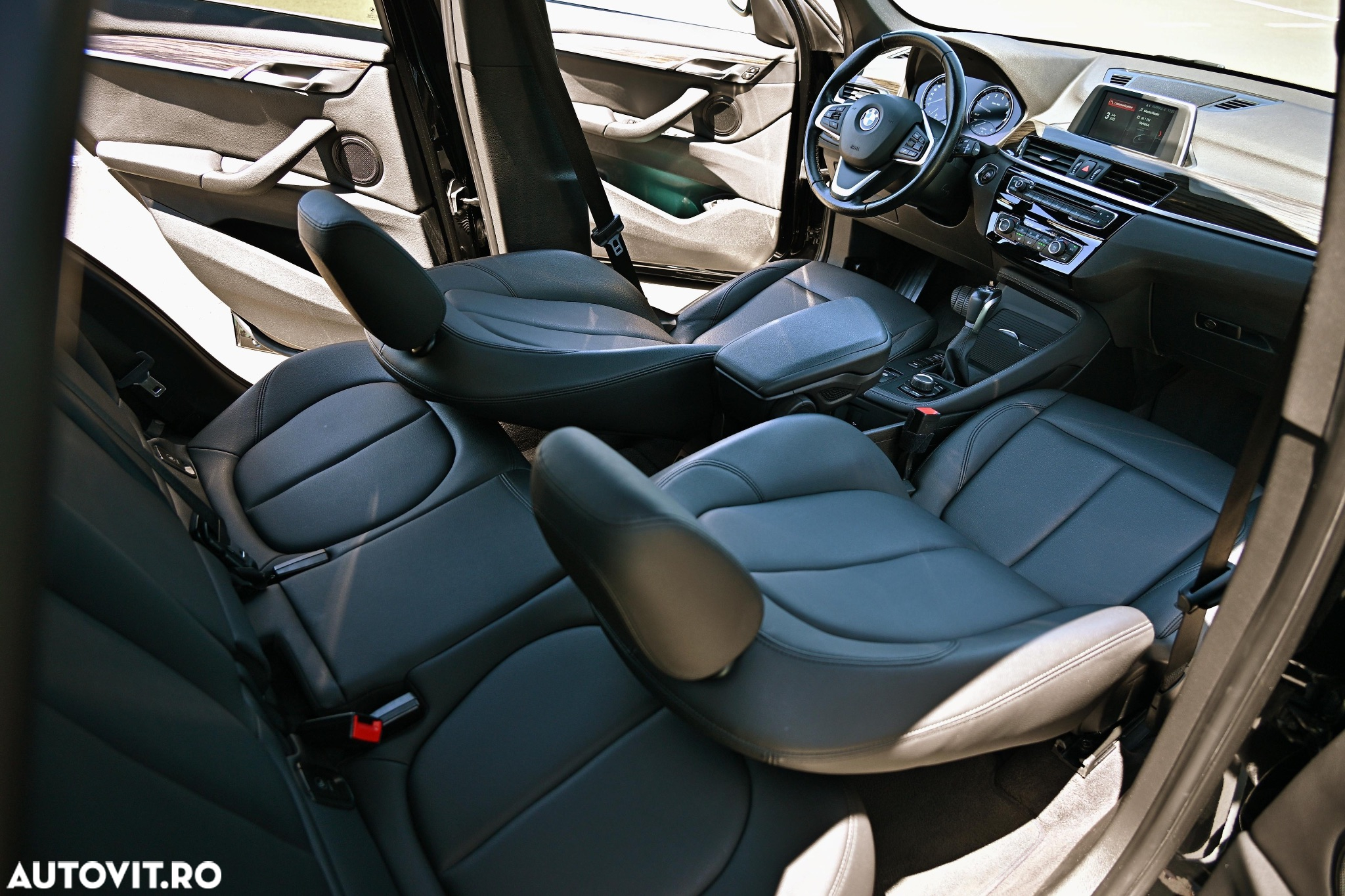 BMW X1 xDrive25i AT xLine - 22