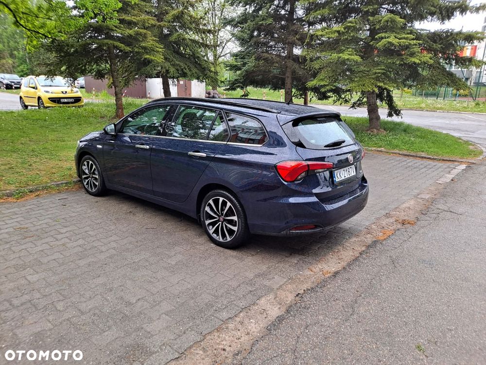Fiat Tipo 1.6 MultiJet 16v Lounge - 6