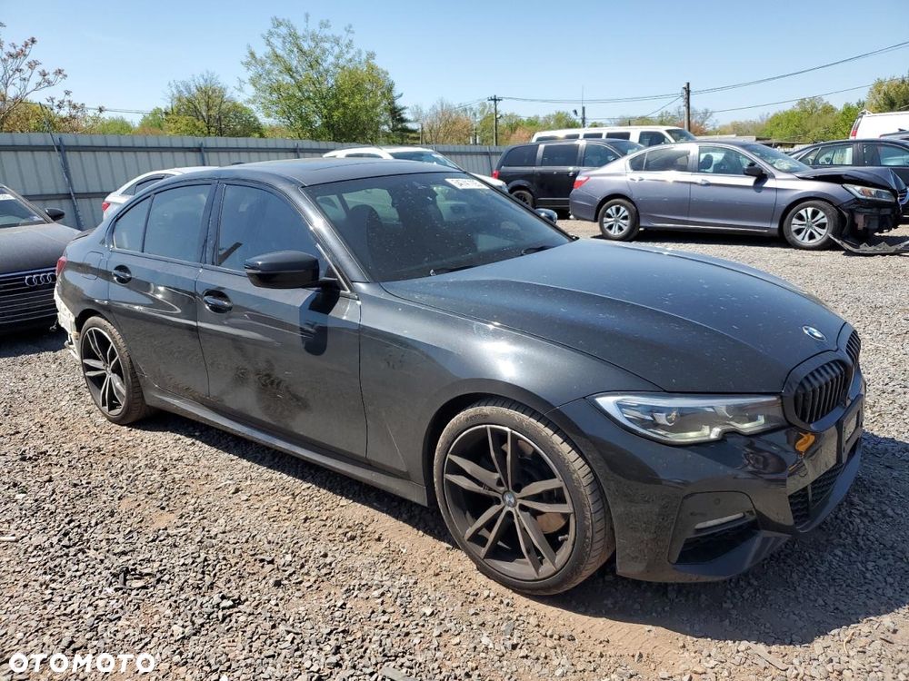 BMW Seria 3 330i xDrive - 5