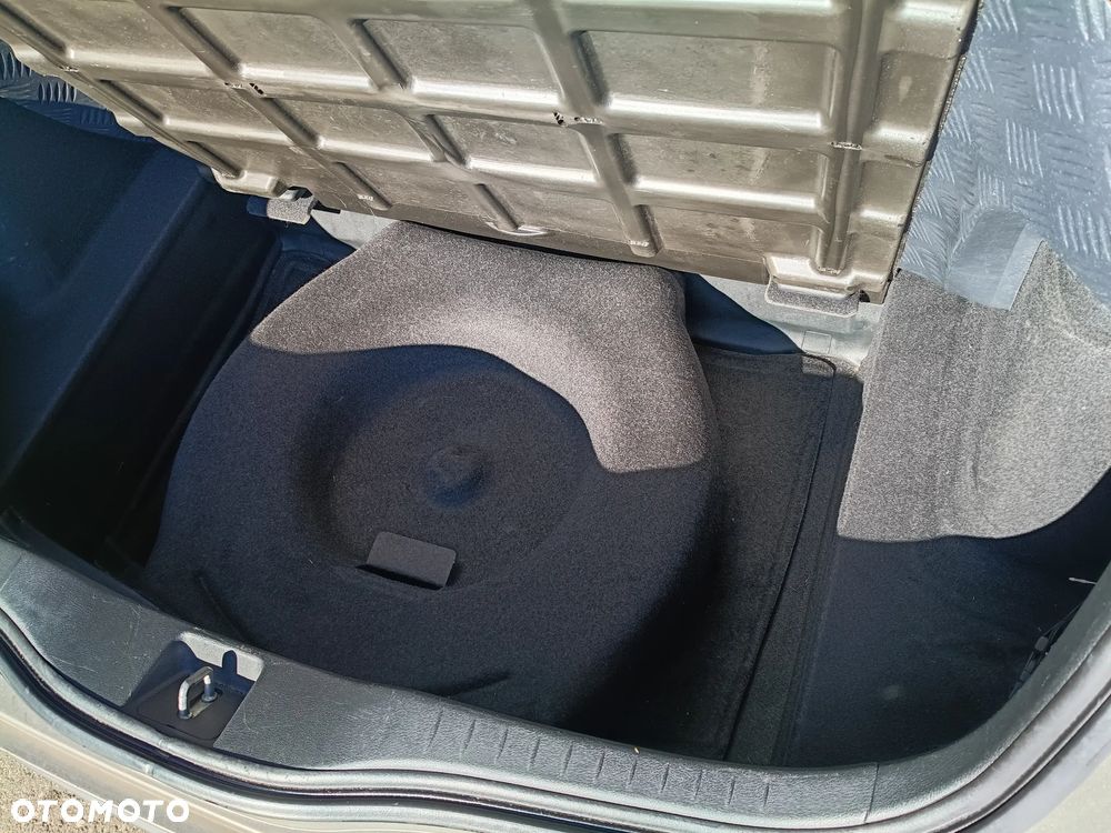 Honda Civic 1.8 Sport - 11