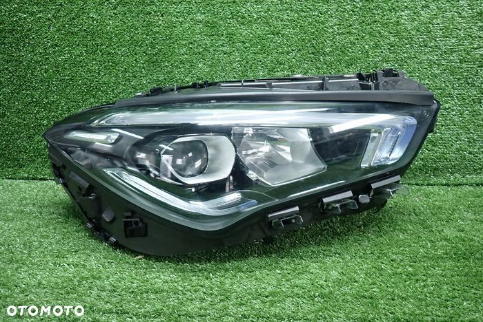 MERCEDES W118 CLA LED PERFORMANCE reflektor prawy lampa prawa A1189068400 - 1