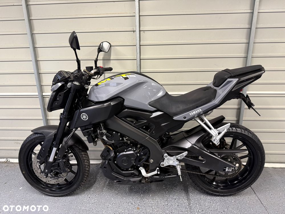 Yamaha MT - 11