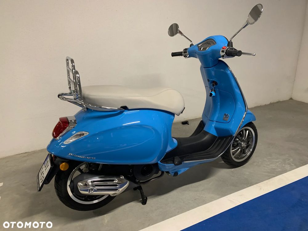 Vespa Primavera - 2