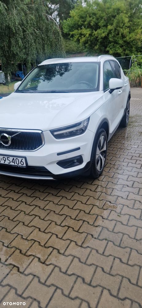 Volvo XC 40 B5 B AWD Momentum Pro - 2
