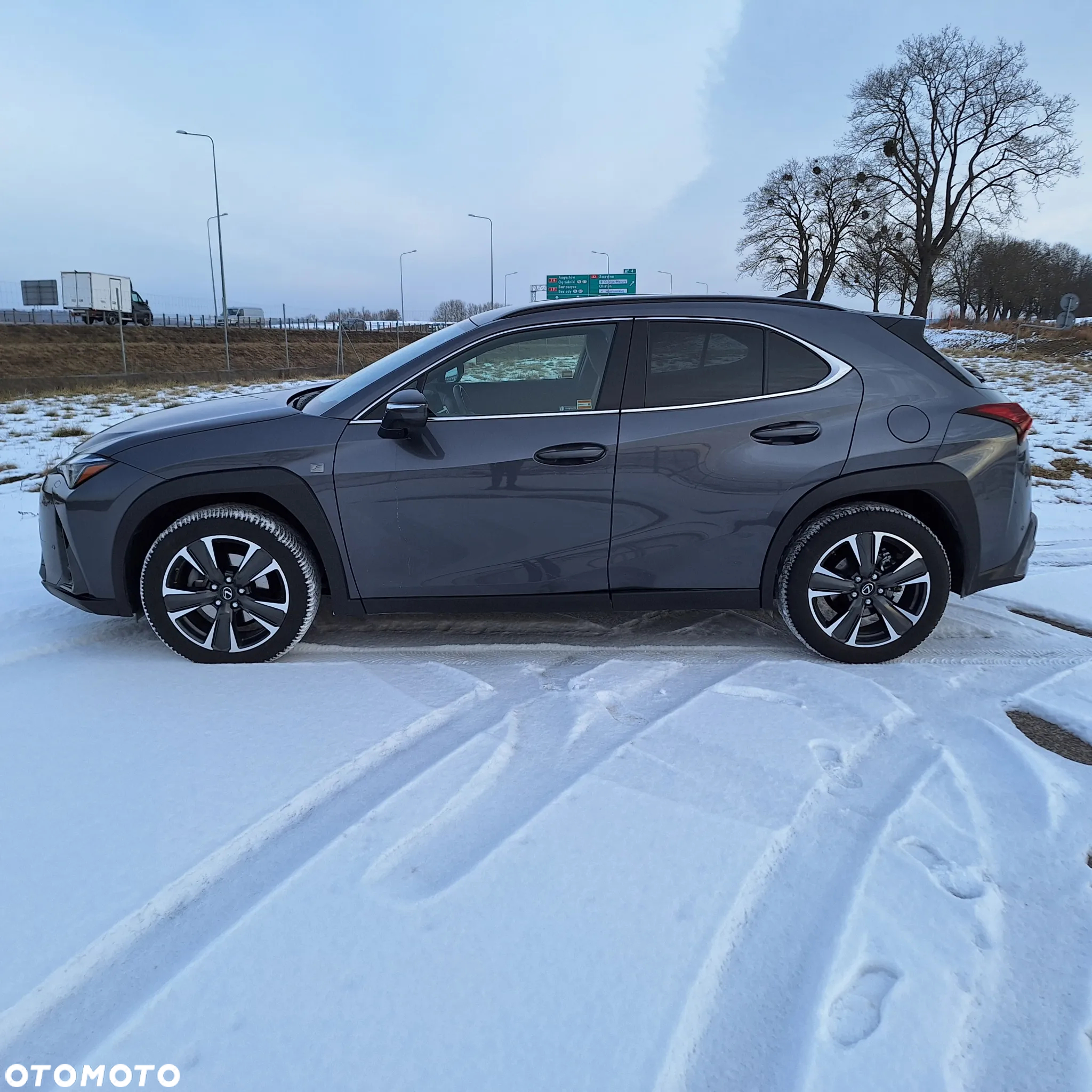 Lexus UX 250h GPF F Sport Design AWD - 13