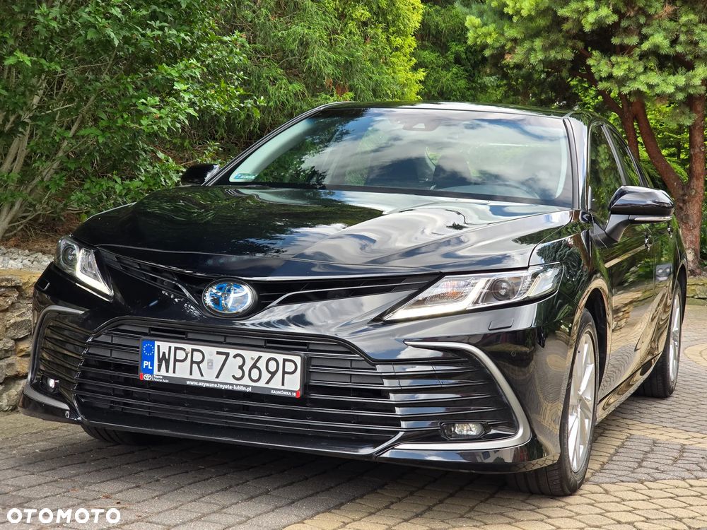 Toyota Camry 2.5 Hybrid Comfort CVT - 2