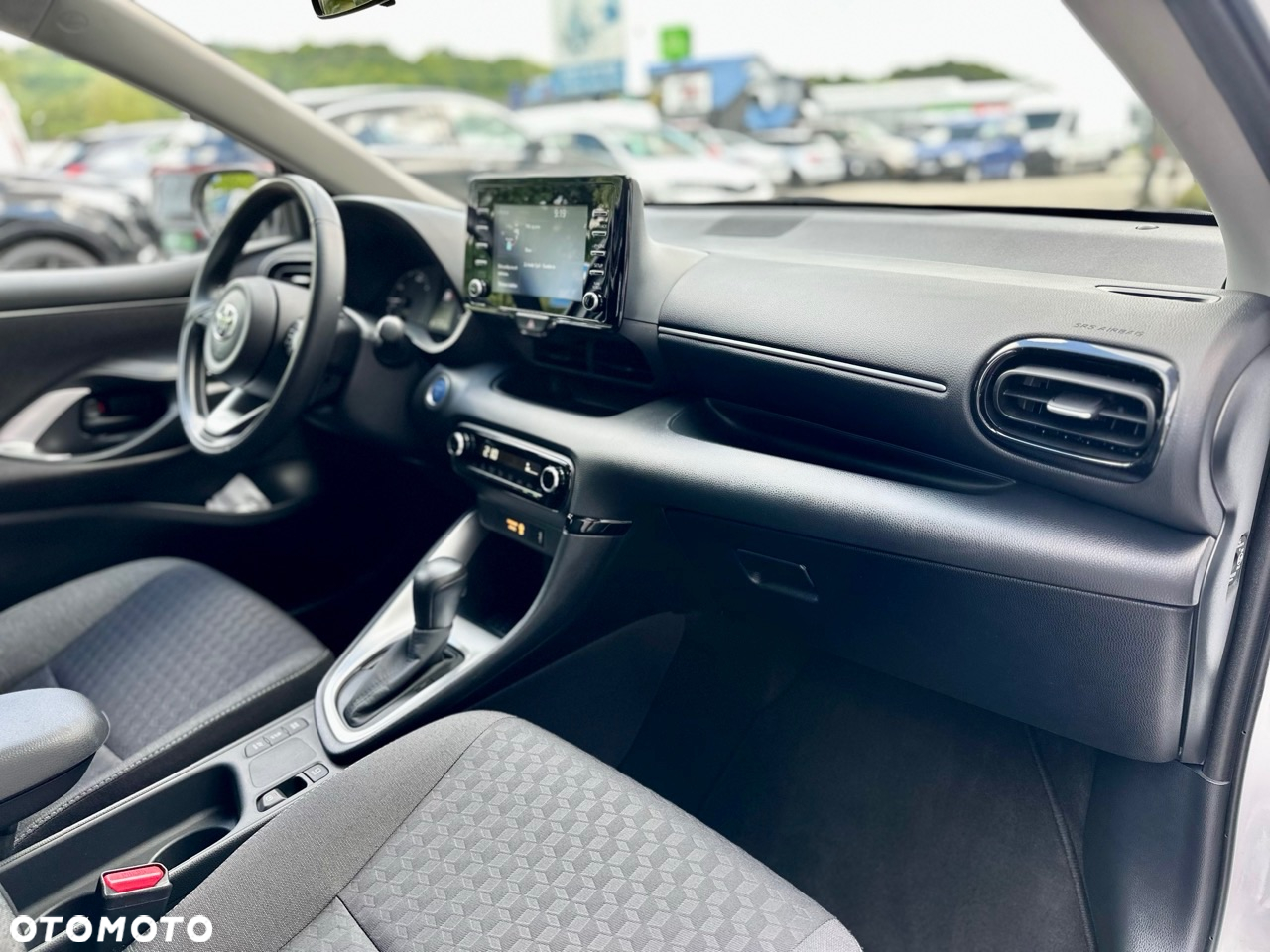 Toyota Yaris Hybrid 1.5 Comfort - 27