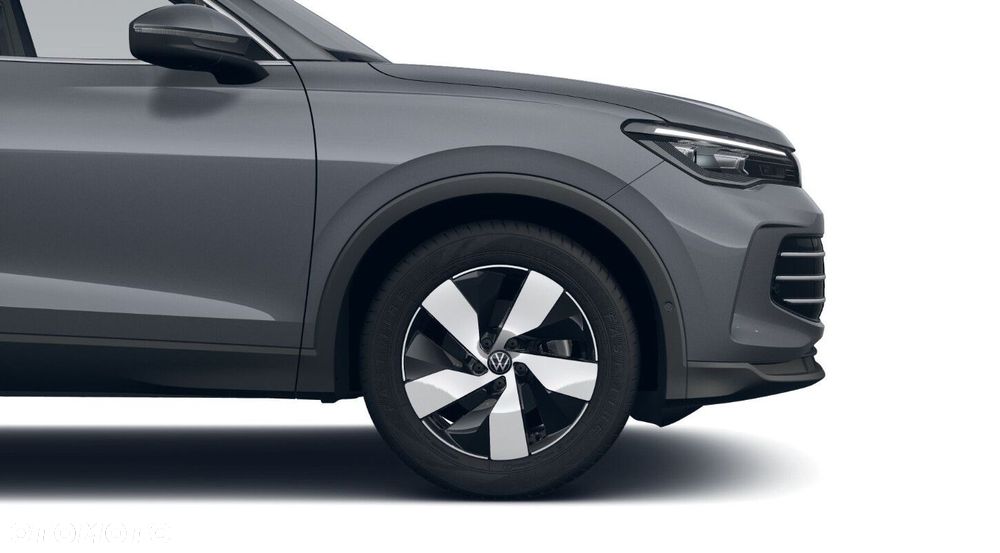 Volkswagen Tiguan - 8