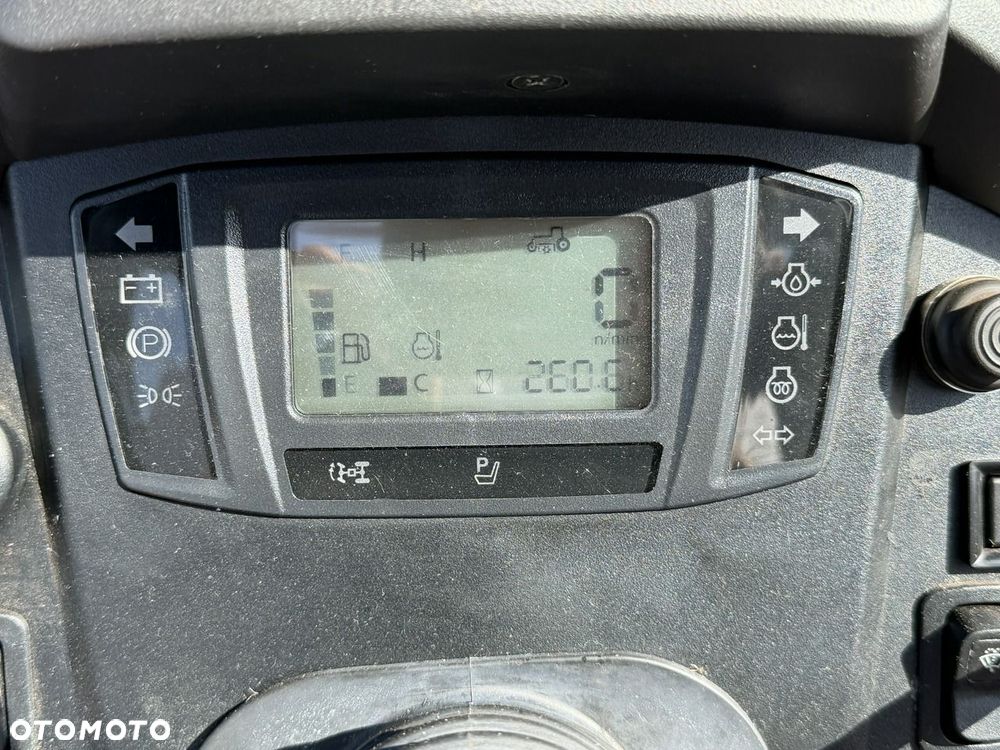 Kubota B2231HC - 7