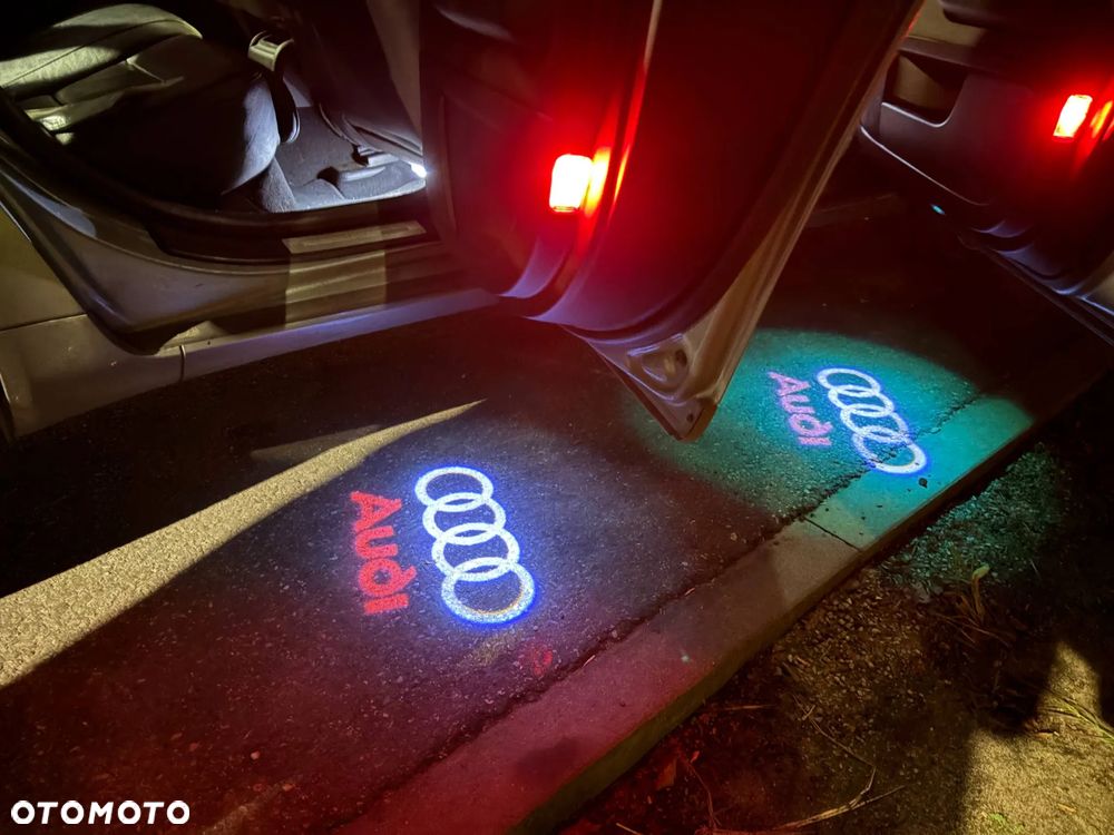 Audi A4 Limousine - 12