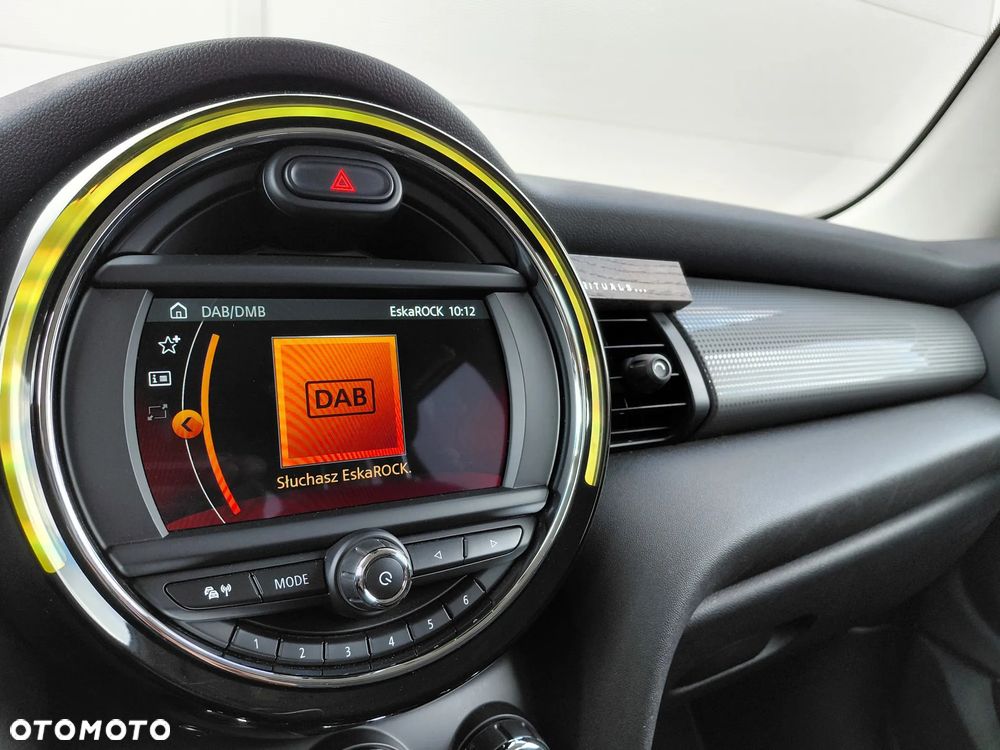 MINI Cooper Classic Trim - 23