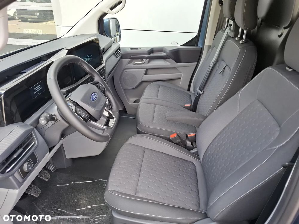 Ford Transit Custom V710 Limited 150 KM - 14
