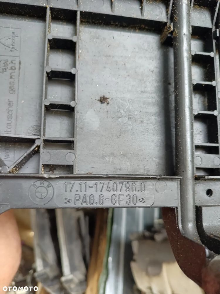 CHŁODNICZKA OLEJU OBUDOWA CHŁODNICY RAMKA BMW E39 2,0B 17407970 - 3