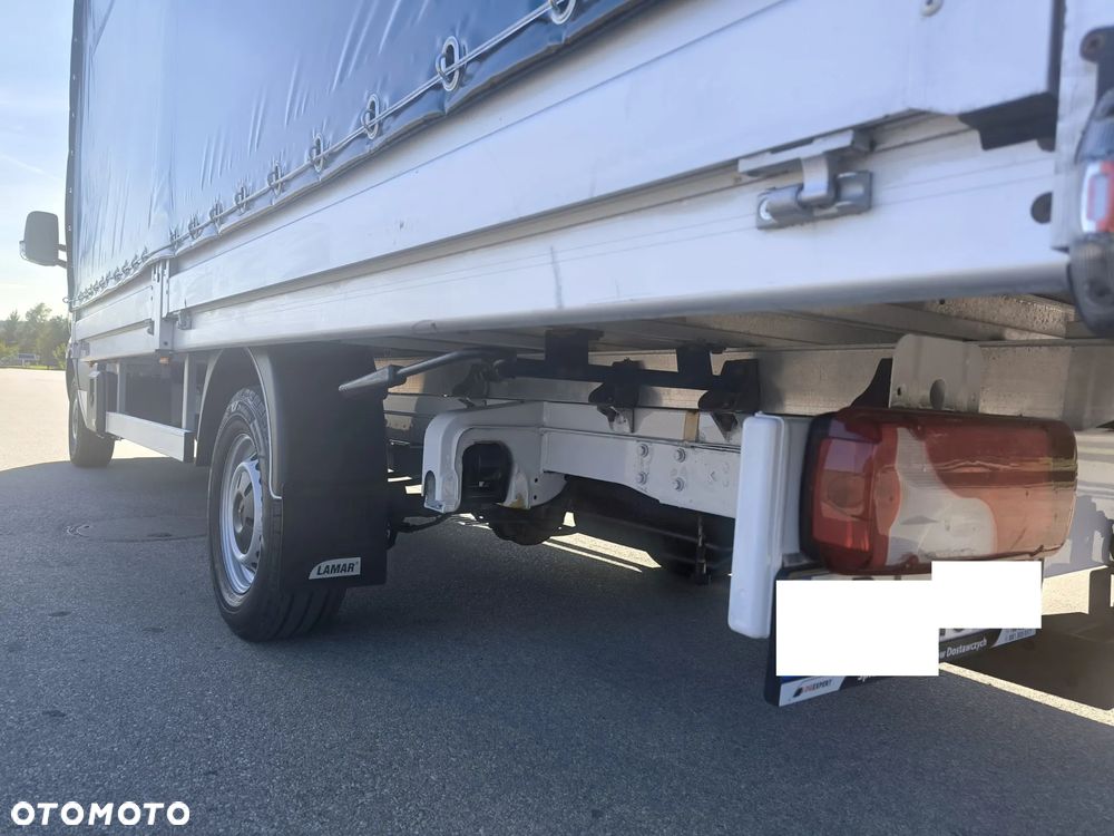 Mercedes-Benz Sprinter - 17