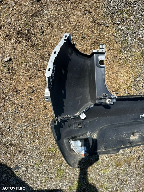 Bara spate RENAULT CAPTUR  an 2015 cu 4 gauri senzori parcare ,are defect - 4