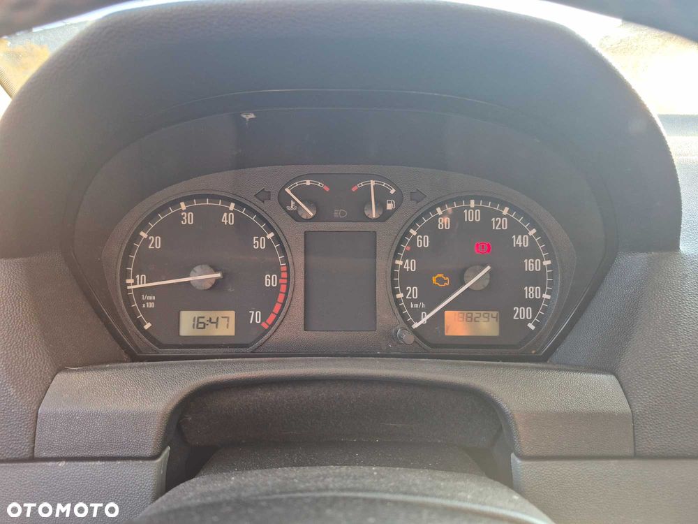 Skoda Fabia - 5