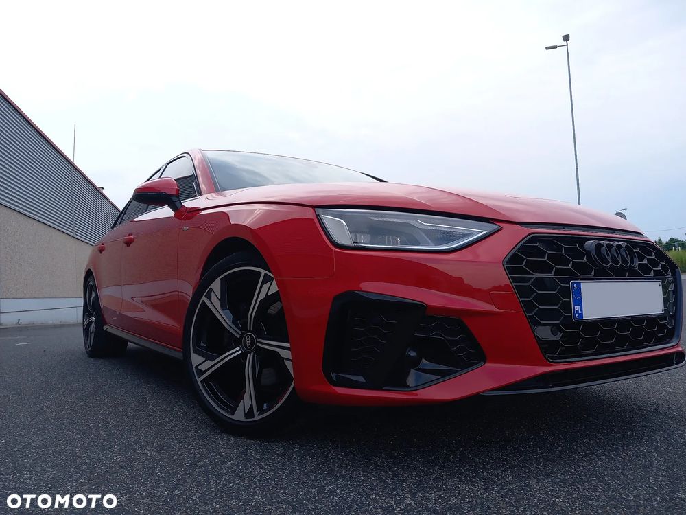 Audi A4 Limousine 35 TFSI mHEV S Line S tronic - 4