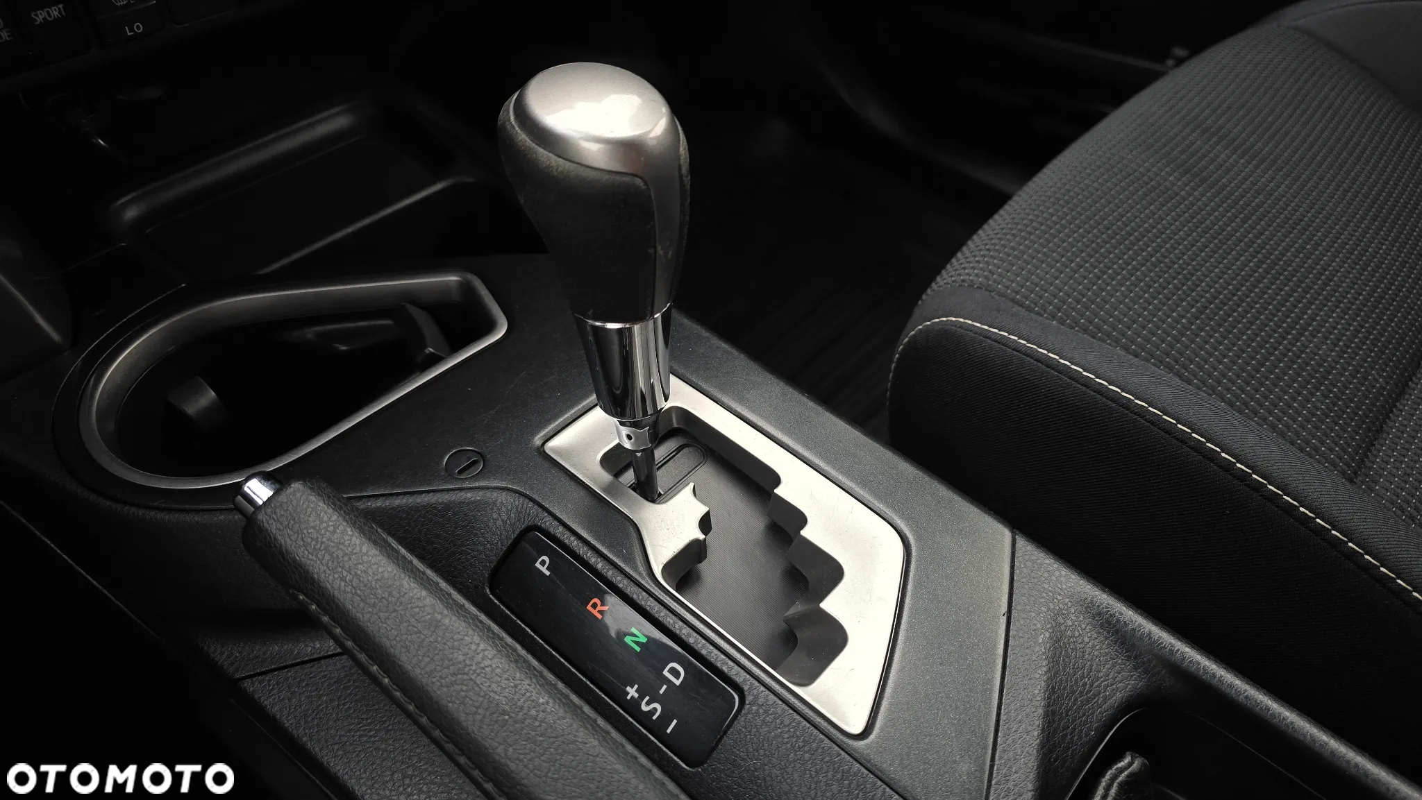 Toyota RAV4 Hybrid Prestige 4x4 - 33