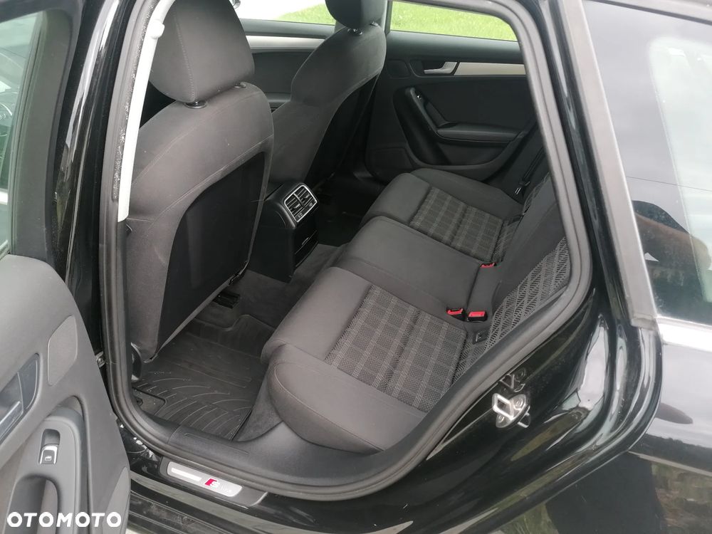 Audi A4 Avant - 9