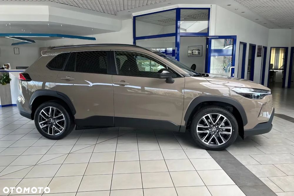 Toyota Corolla Cross 2.0 Hybrid Style AWD - 7