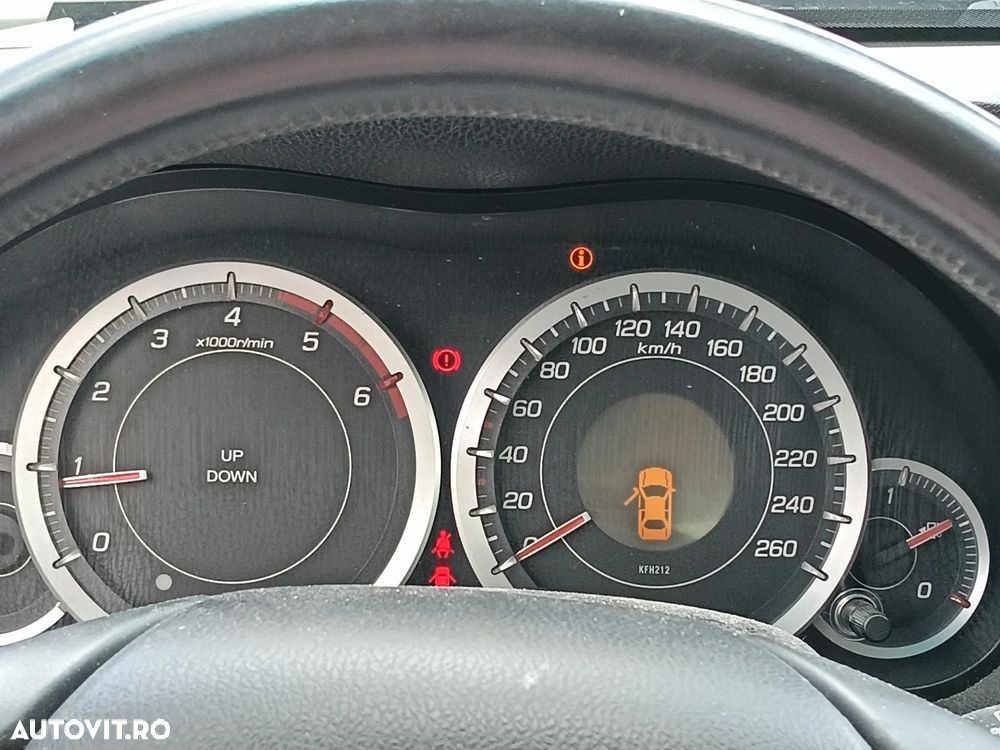 Honda Accord 2.2i-DETC Executive - 6